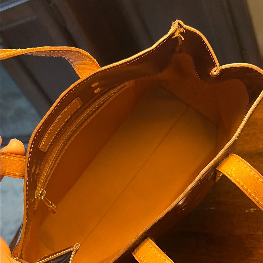 Authentic Louis Vuitton Mini Bronze Monogram Vernis Reade PM Tote - Picture 8 of 17